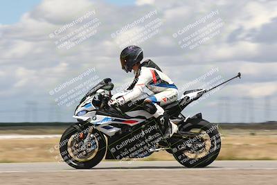 media/Apr-26-2024-TrackDaz (Fri) [[c4b677d280]]/C Group/140pm (Wheelie Bump)/